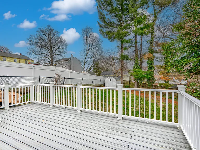 5845 Westwood Ave — Photo 26