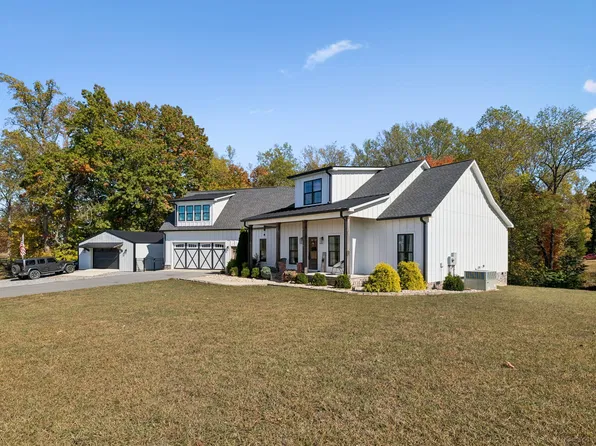 1930 Williams Rd, Lafayette, TN 37083
