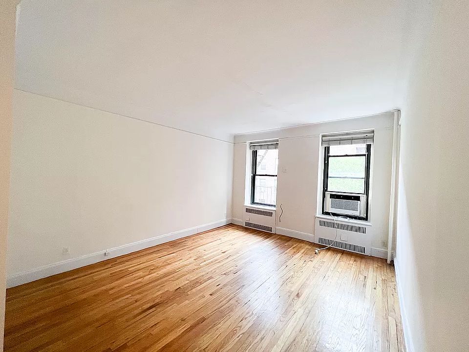 2nd image of 119 E 89th St APT 3A