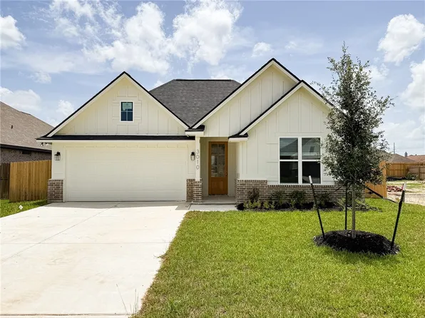 3010 Teller Dr, Bryan, TX 77808