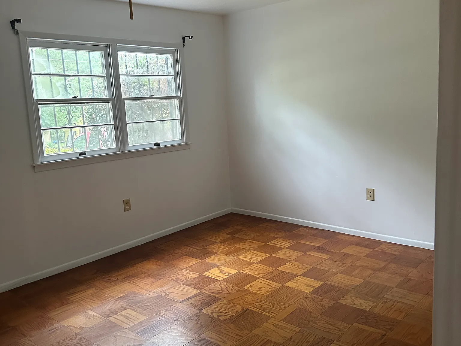 3 bed, 1008 sqft, $1,150 — Photo 4