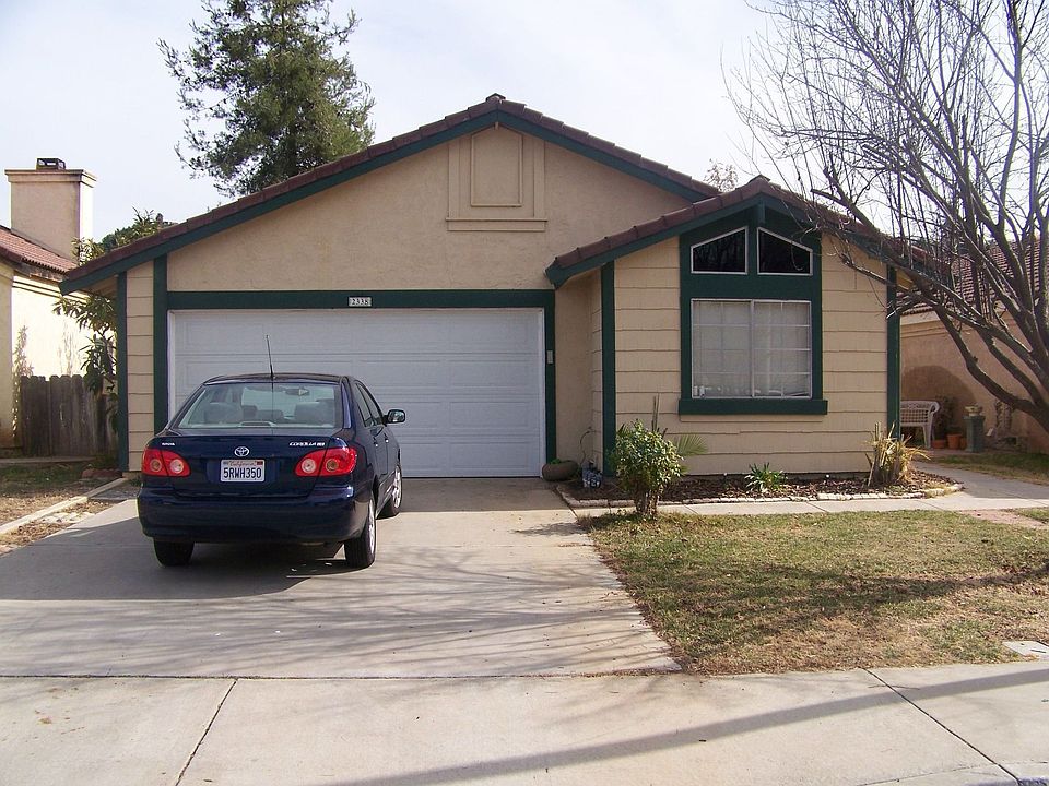 2338 Lake Forest