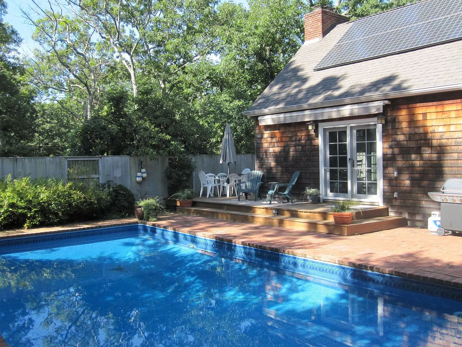 East Hampton Cottage — Photo 2