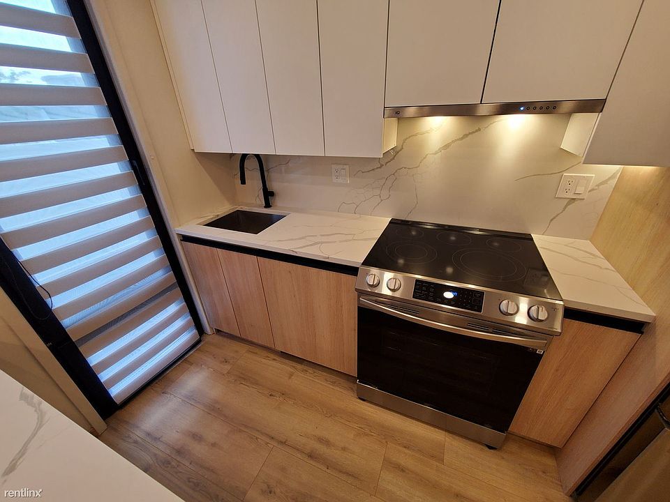 141 N St. #UNIT #3 Boston (South Boston) Shared Unit Photo 1