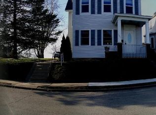 1001 Althauser St, Dubuque, IA 52001