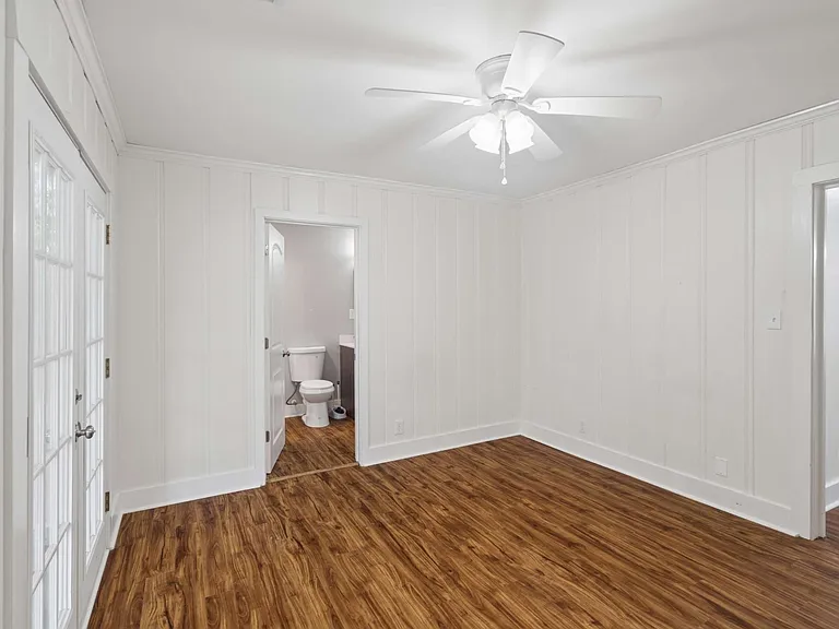 205 Raymond St — Photo 29