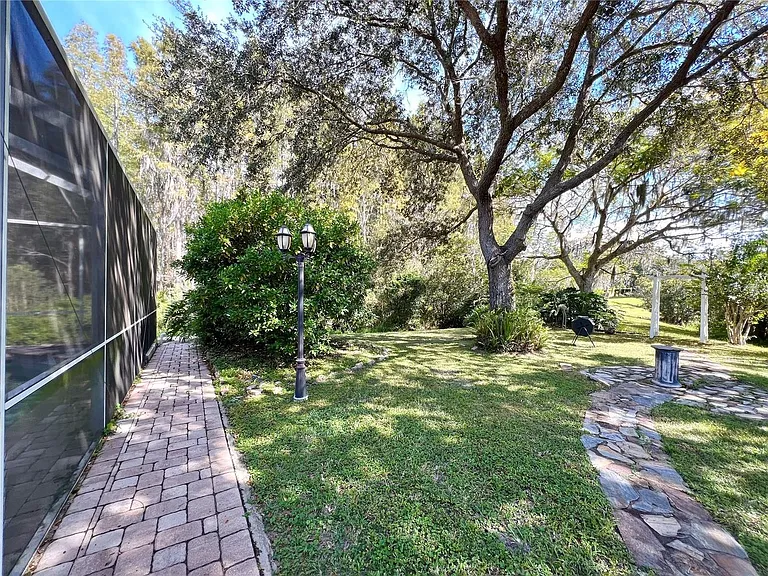 5501 Reflections Blvd — Photo 23
