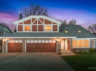 471 E Montrose Ave, Wood Dale, IL 60191