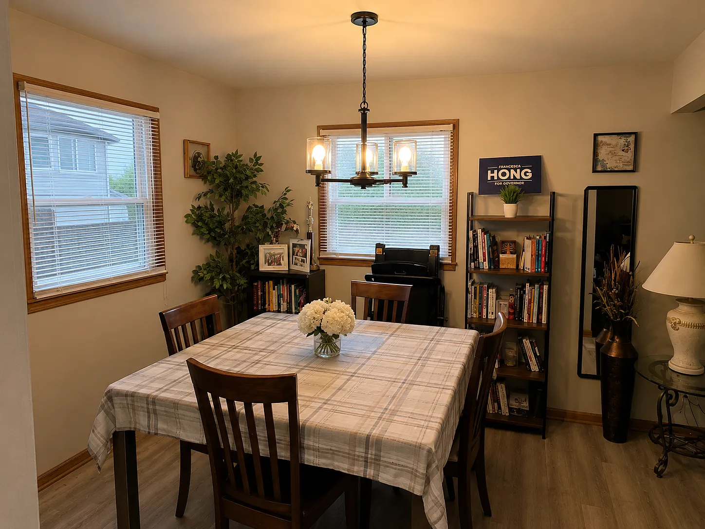 4 bed, 2122 sqft, $3,575 — Photo 3