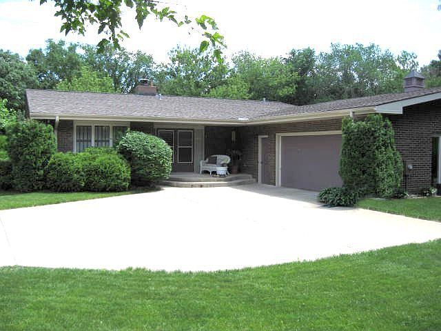 1st image of 3724 Maplewood St