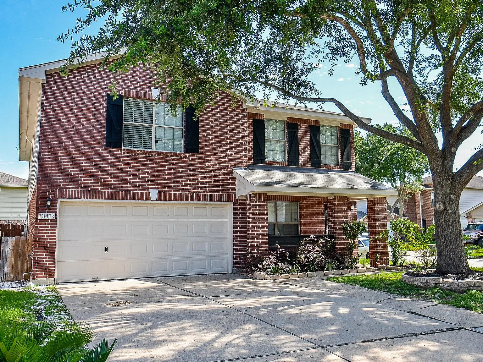 6 bed, 3.0 bath, 2720 sqft, $2,450 — Photo 3
