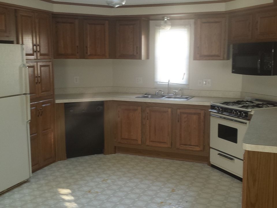 1st image of 171 Parkway Dr