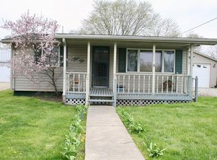 410 Hillside Dr, Georgetown, IL 61846