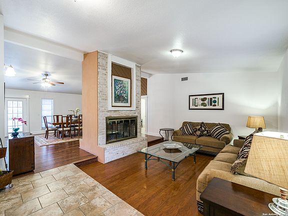 5th image of 4531 CYPRESS WOODS ST