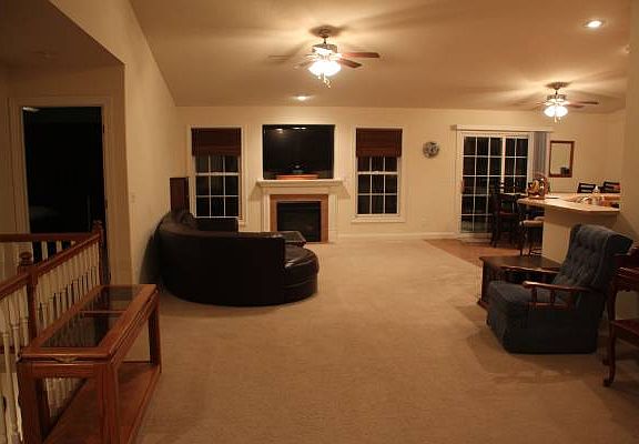 2nd image of 12 Hidden Valley Cir