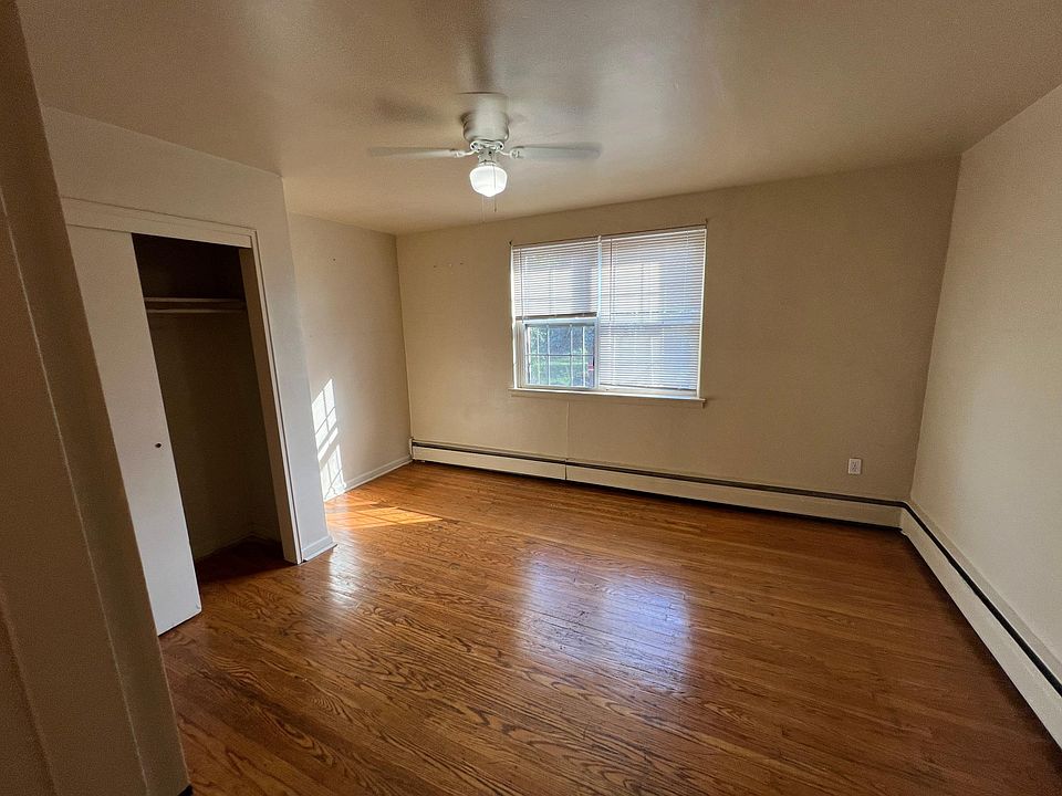 2nd image of 502 Benner St #1