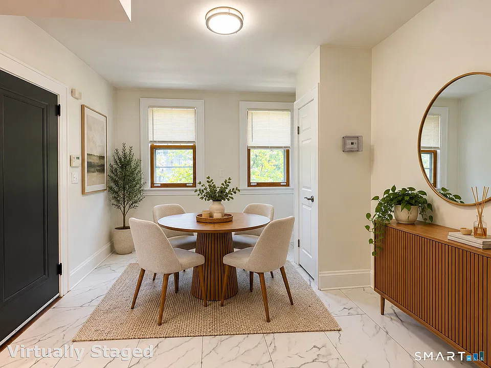 52 Howard Ave #2