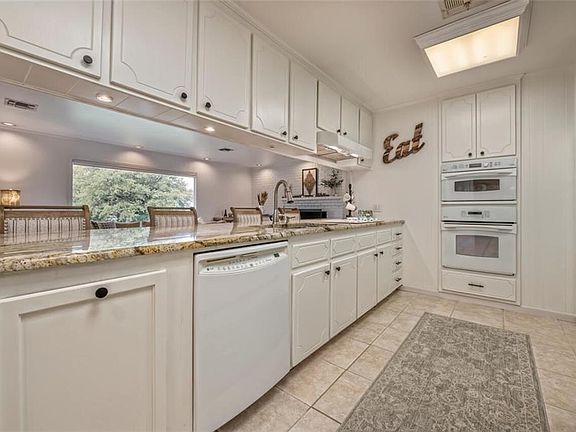 4th image of 1213 Knotty Oaks Dr