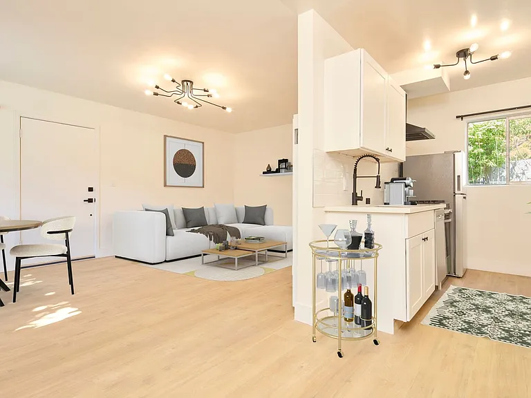 1300 W Olive Ave #C-B — Photo 17