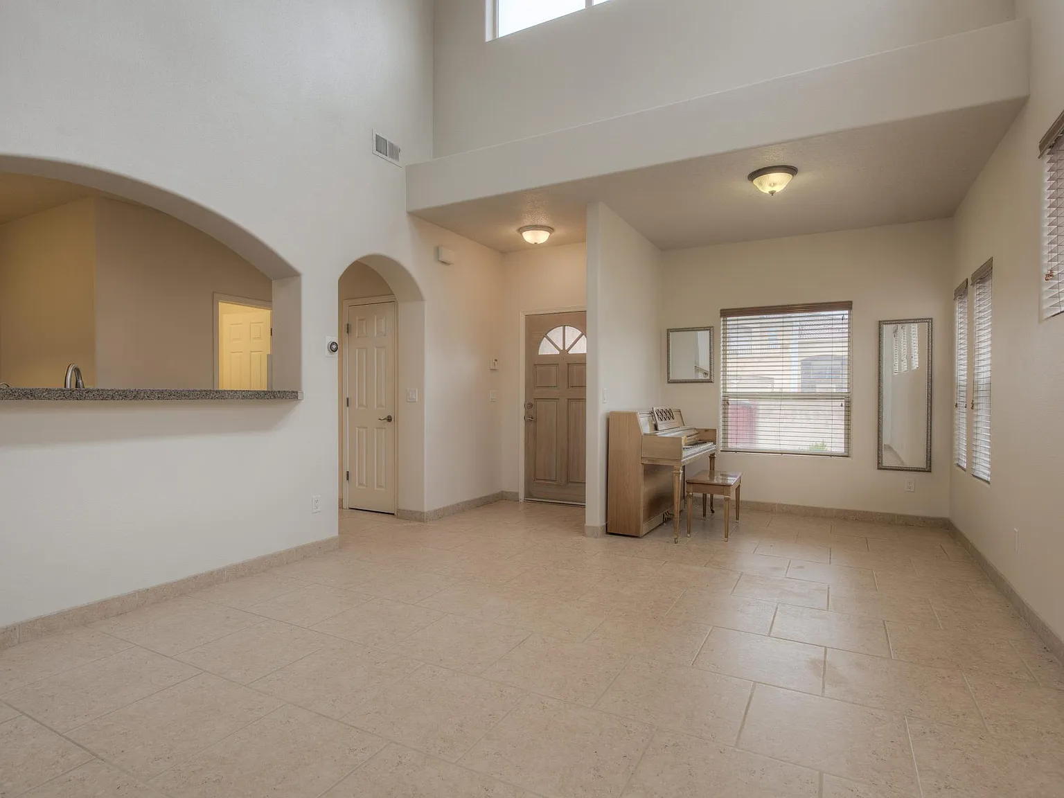 9120 Village Ave NE — Photo 4