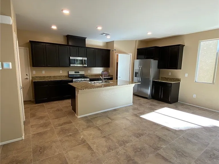 7312 Halo Falls St — Photo 6