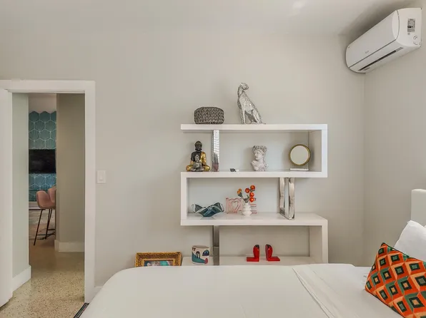 1029 79th St #1, Miami Beach, FL 33141