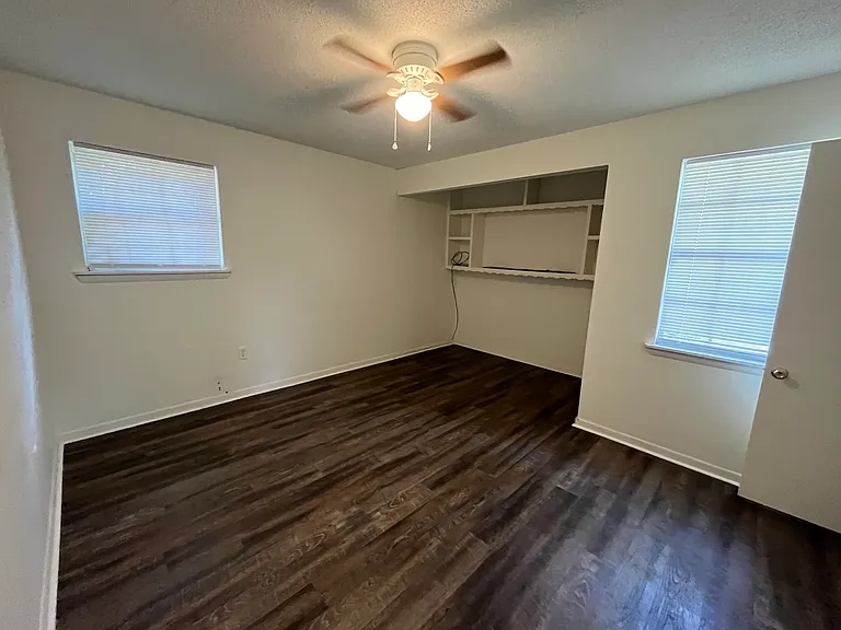 2293 Burkhalter Rd — Photo 4