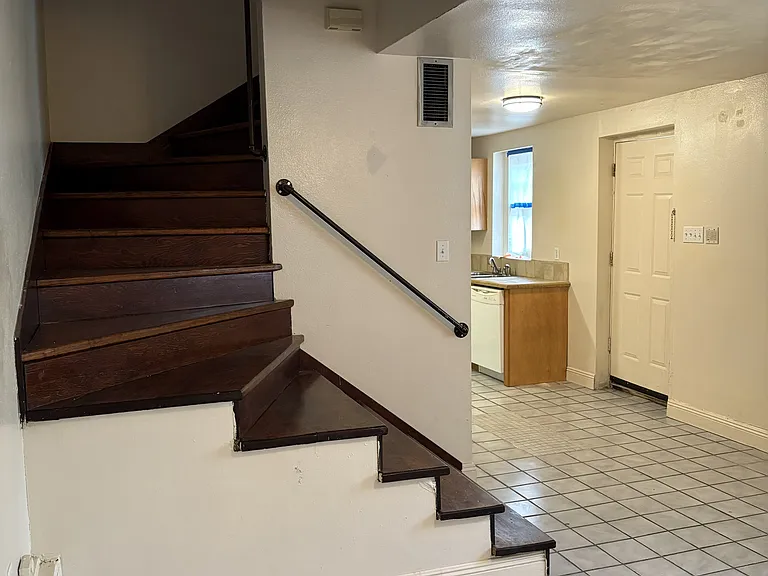 508 Soniat St — Photo 15