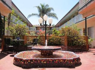 2115 Placentia Ave APT 10, Costa Mesa, CA 92627
