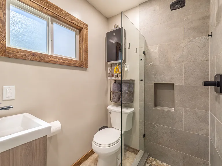 12948 Sierra Dr E — Photo 12