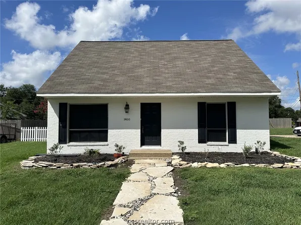 1400 Lawyer St, College Station, TX 77840