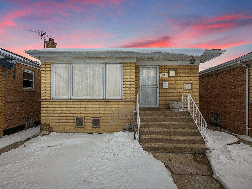 1st image of 6929 S Komensky Ave