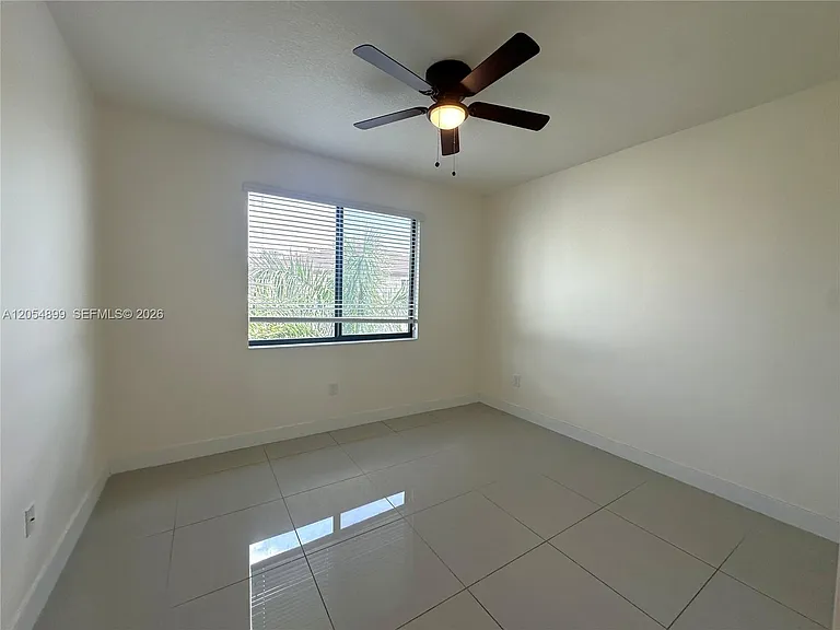 4713 NW 84th Ct — Photo 10