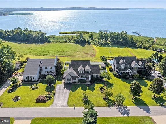 2nd image of 9420 River View Rd