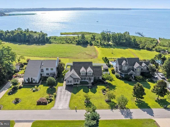 9420 River View Rd, Broomes Island, MD 20615