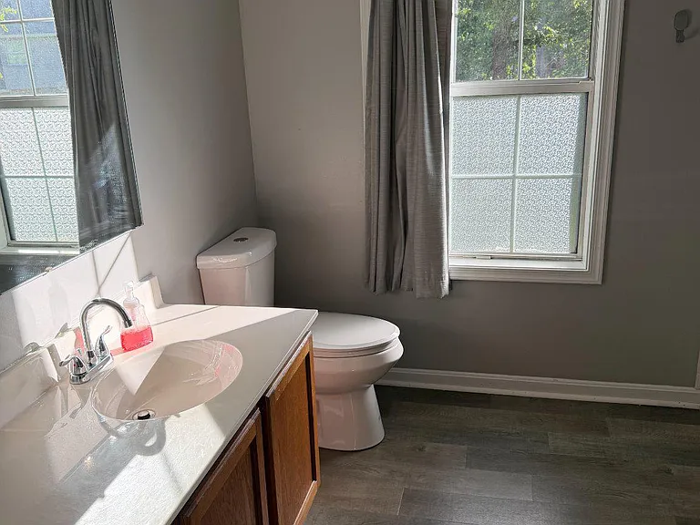 50 Dorothy Ln — Photo 16