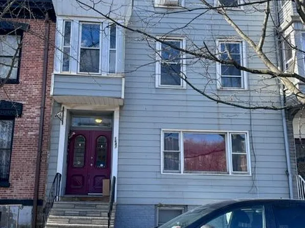 1647 5th Avenue, Troy, NY 12180