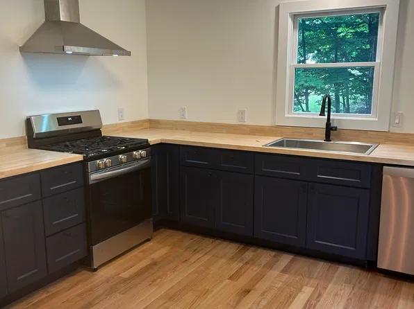 (undisclosed Address), Shady, NY 12409