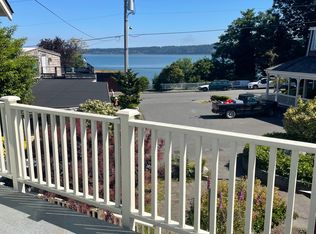 120 2nd St #A, Langley, WA 98260