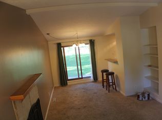1200 W Avon Ln, Lincoln, NE 68505