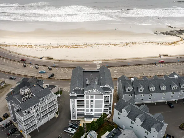 377 Ocean Boulevard #9, Hampton, NH 03842