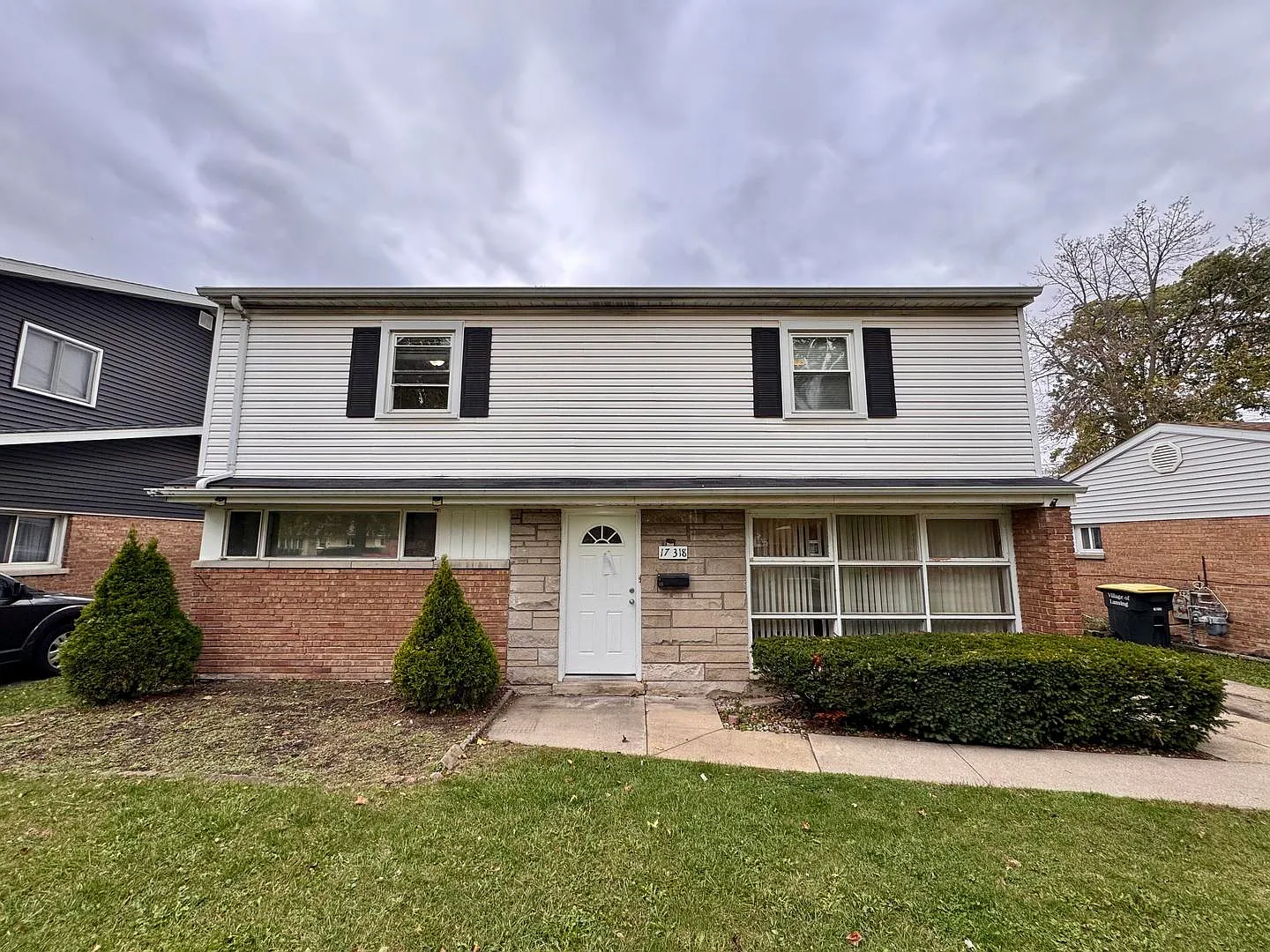17318 Walter St photo 1