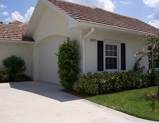 1st image of 1725 N Orchid Island Cir