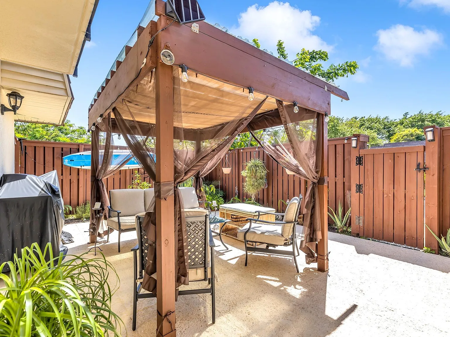 2 bed, 2.5 bath, 1236 sqft, $2,800 — Photo 4