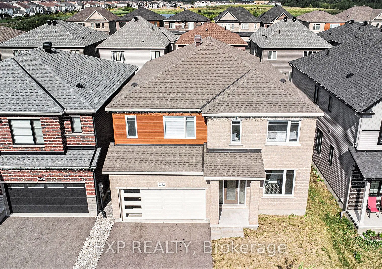 6 bed, $3,900 — Photo 1