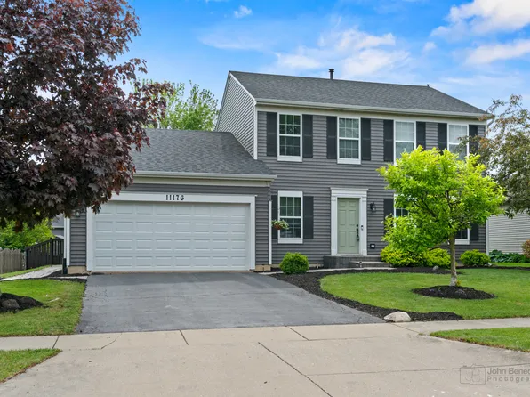 11176 Fleetwood St, Huntley, IL 60142