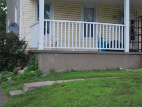 2nd image of 27 Washington Ave