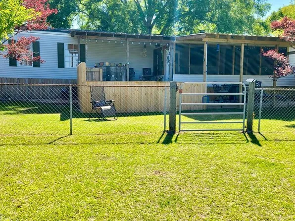 144 Harlan Davis Rd, Lumberton, MS 39455