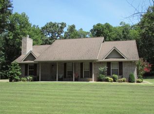 720 N Maher Rd, Fort Gibson, OK 74434