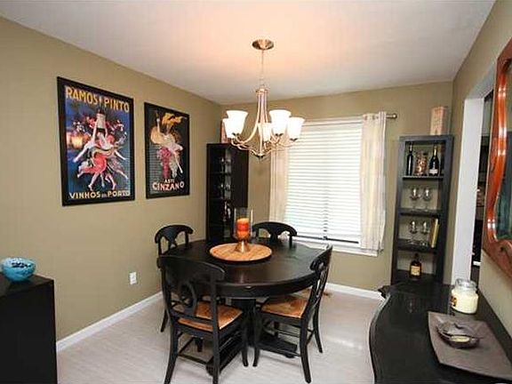 3rd image of 469 Country Club Ln